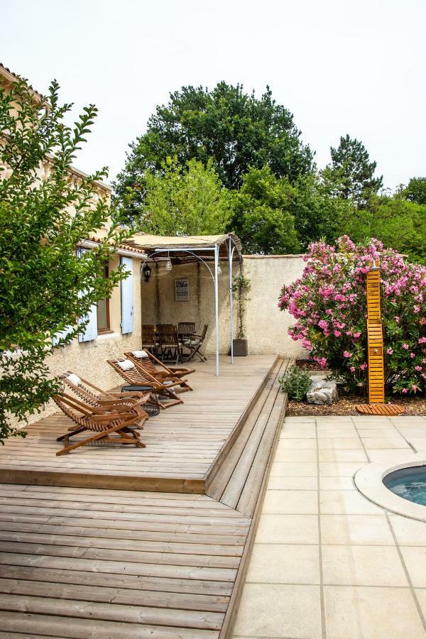 Villa In Provence With Private Pool LʼIsle-sur-la-Sorgue Eksteriør bilde